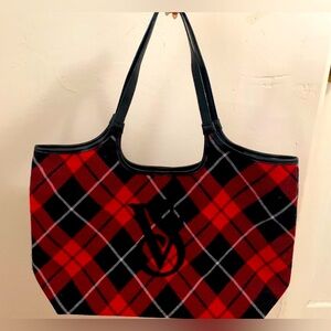 victoria secrets plaid tote bag!!